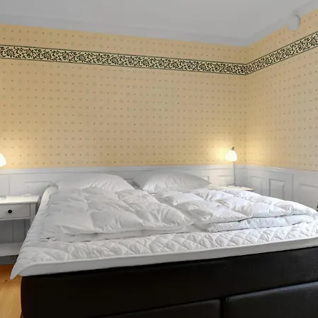 Stunning Home In Ronne With Wifi Дом отдыха