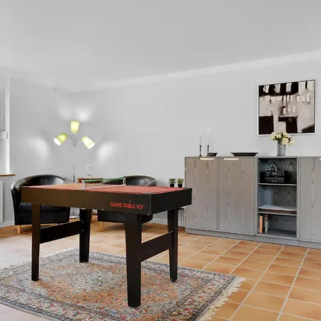 Дом отдыха Stunning Home In Ronne With Wifi